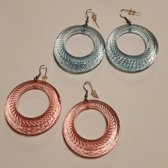 Jewelry - New 2 pairs of acrylic earrings, pink and blue